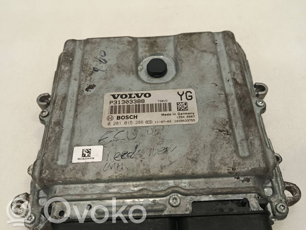 Volvo V70 Engine control unit/module 