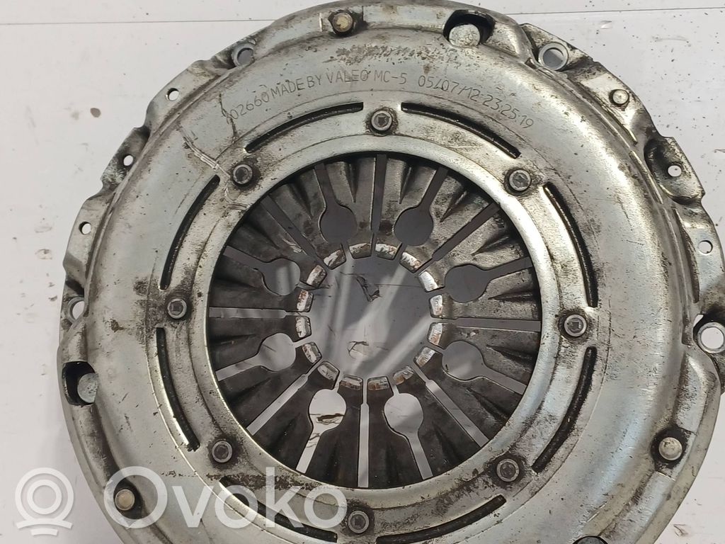 Volkswagen PASSAT B6 Pressure plate 