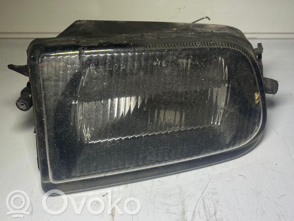 Miglas lukturis priekšā   63178377942
