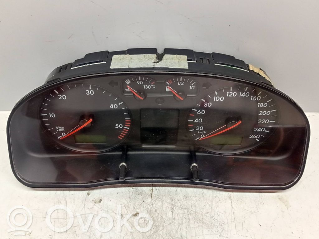 Volkswagen PASSAT B5 Speedometer (instrument cluster) 