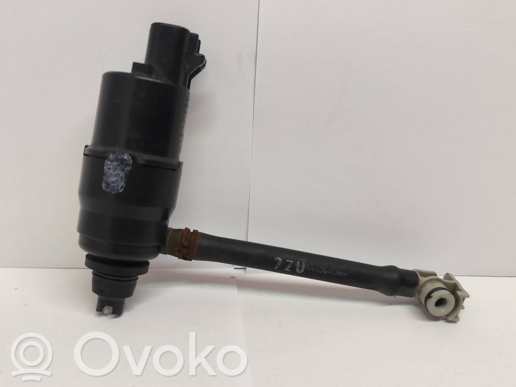 Subaru XV II Headlight washer pump 