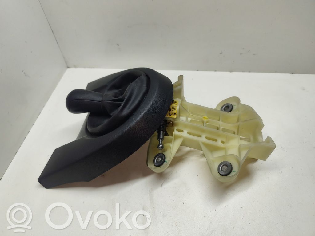 Selector caja de cambios   D65146100
