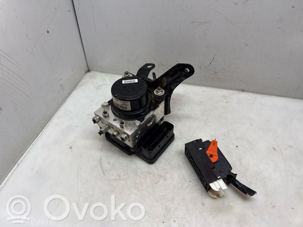 Toyota Yaris Pompa ABS 