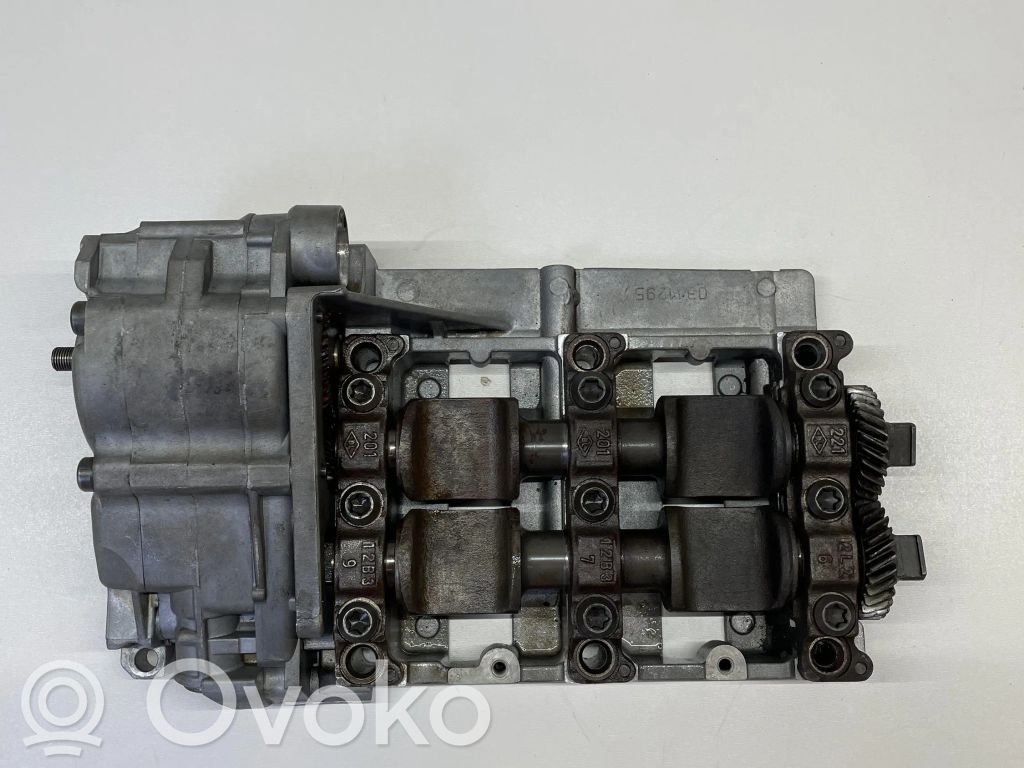 BMW 3 E46 Öljypumpun tasapainoakseli 
