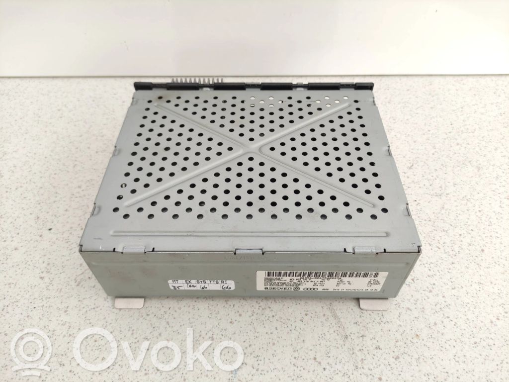 Audi A8 S8 D3 4E Radio/CD/DVD/GPS head unit 