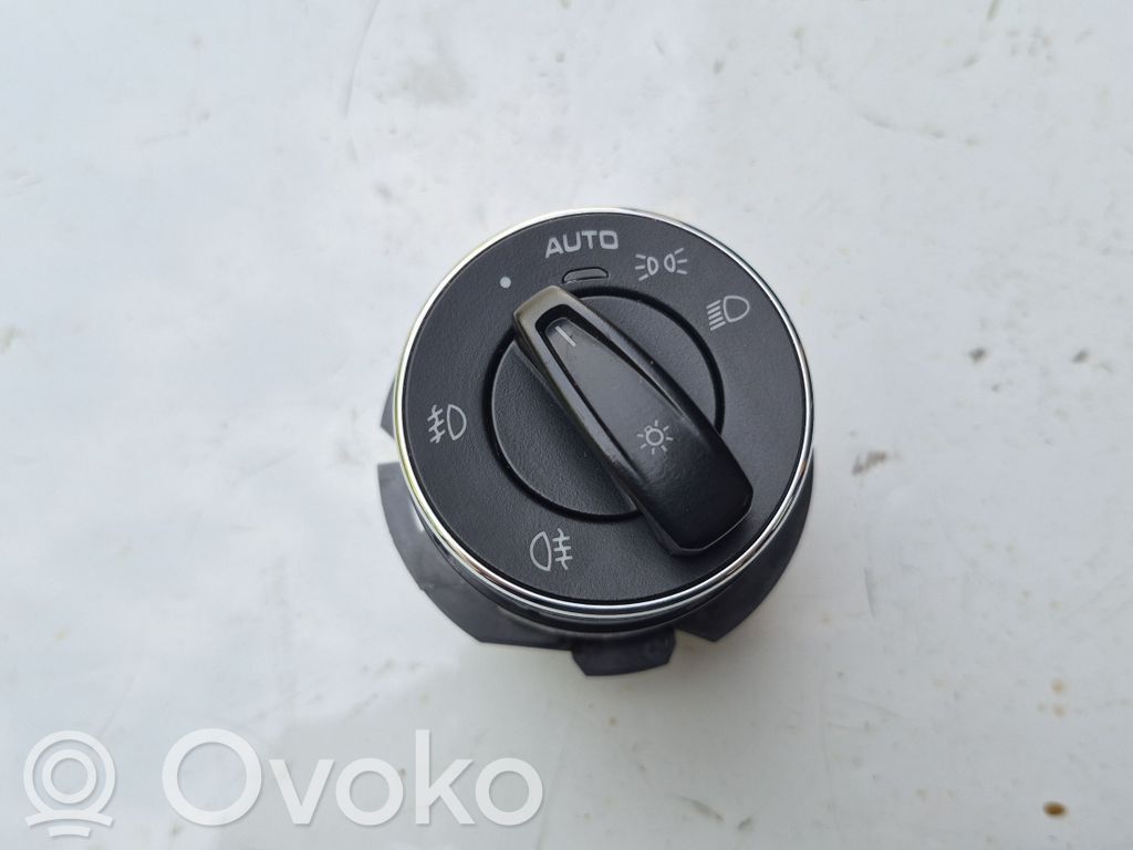 Porsche Cayenne (92A) Light switch 
