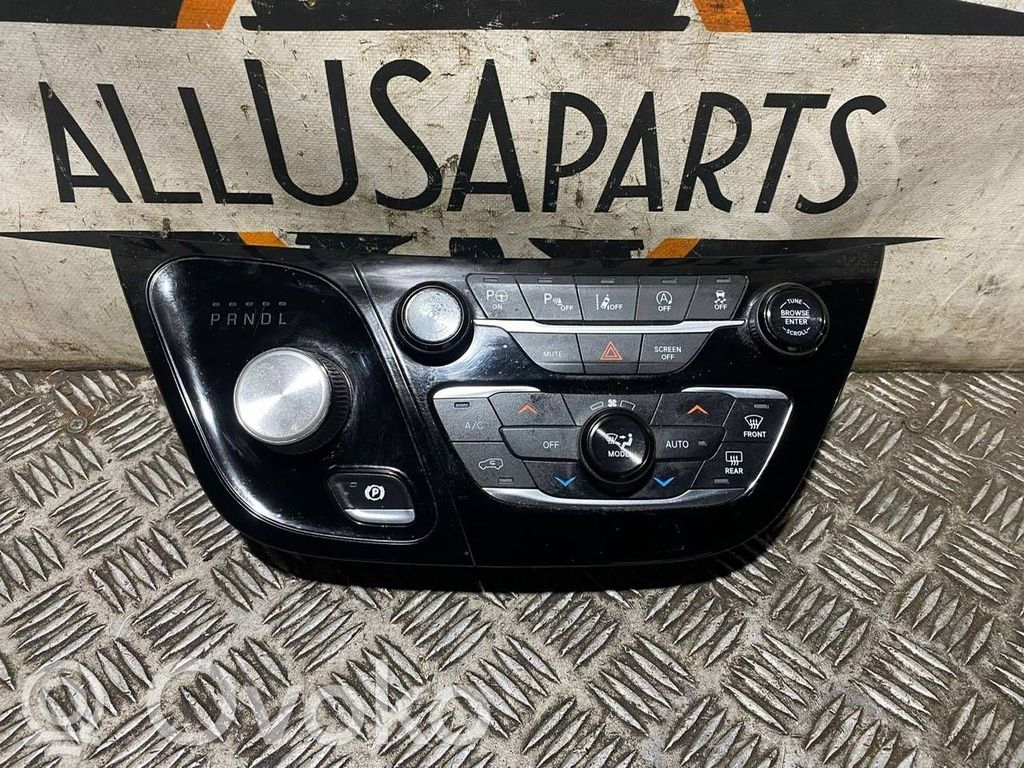 Chrysler Pacifica Panel klimatyzacji 