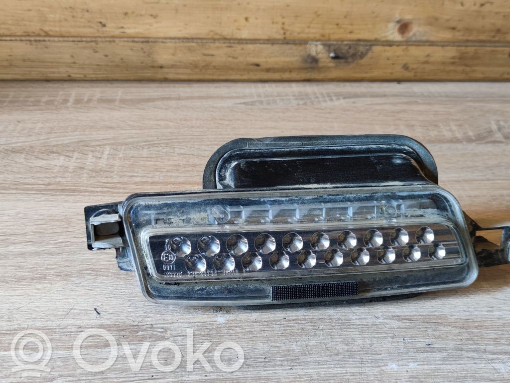 Subaru Legacy Aizmugurējais lukturis pārsegā 
