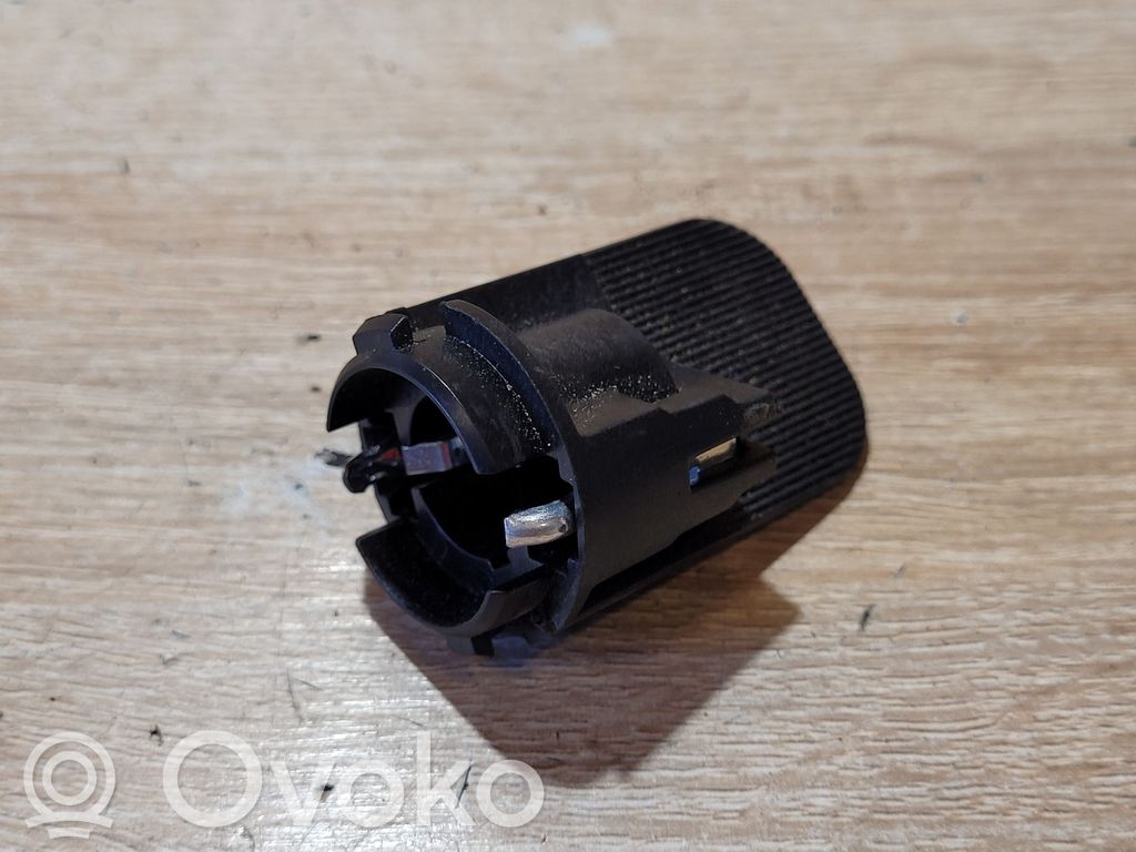 Volvo V70 Headlight part 