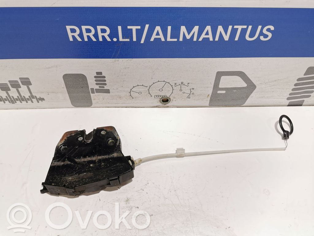 BMW 3 E90 E91 Spyna galinio dangčio 
