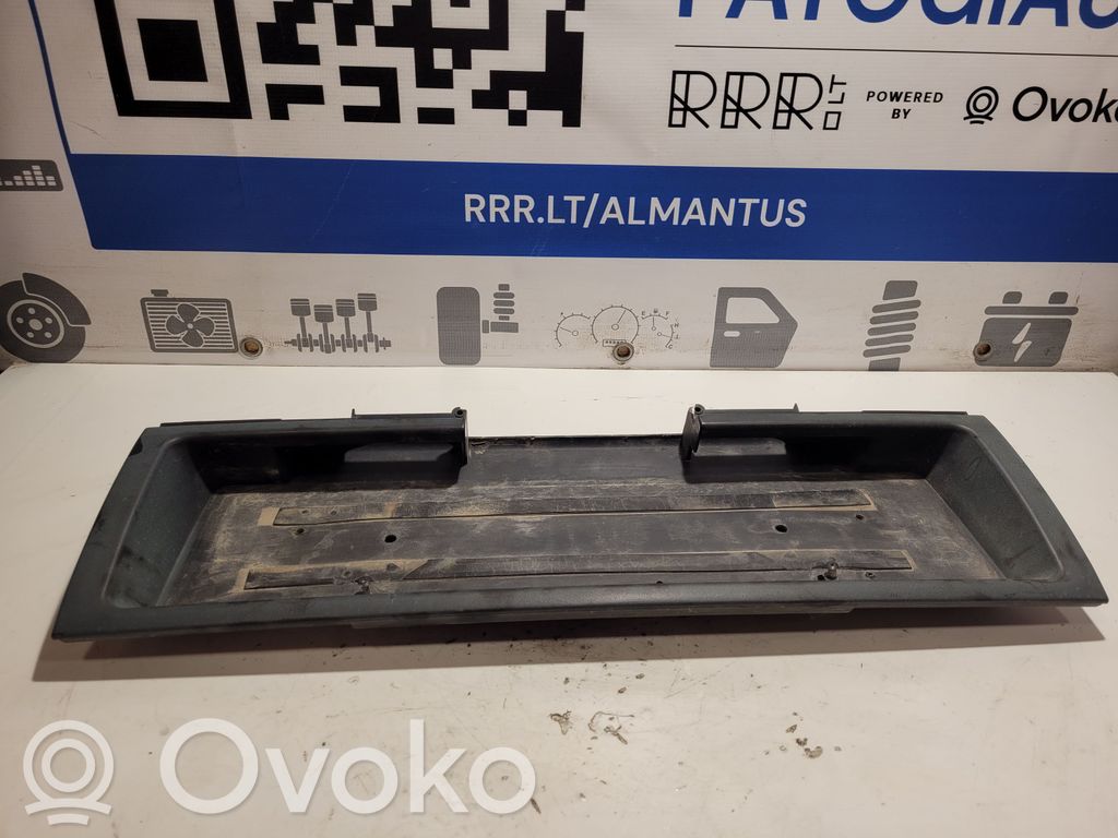 Audi 100 S4 C4 Trunk door license plate light bar 