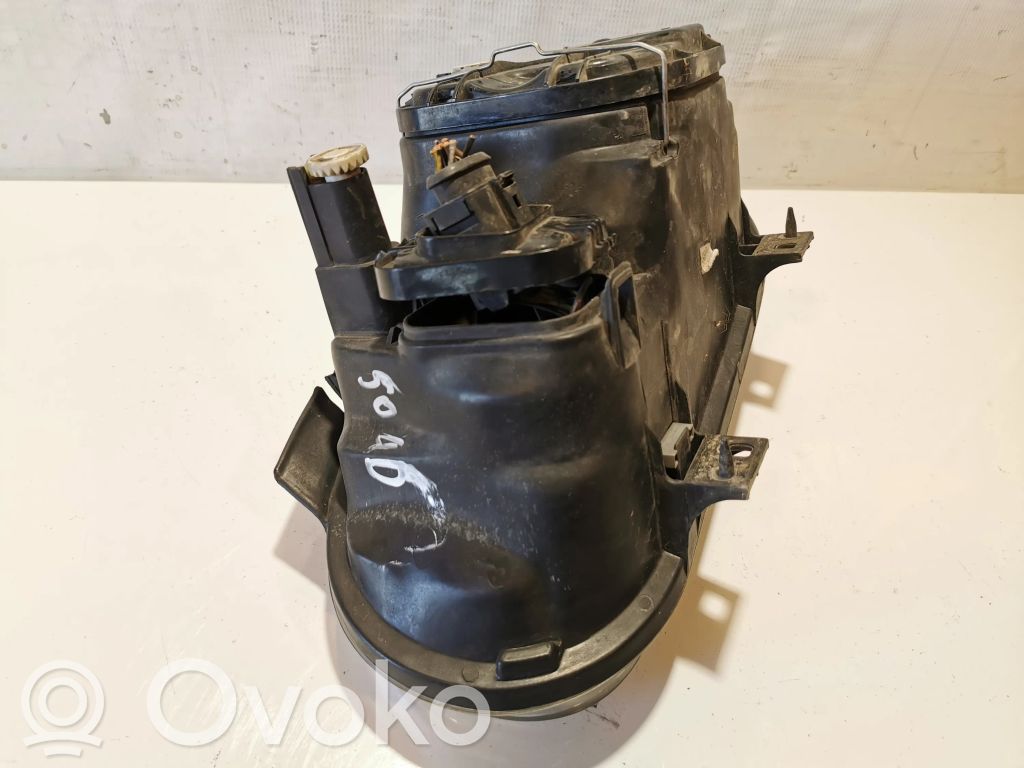 Volkswagen Golf IV Etu-/Ajovalo 