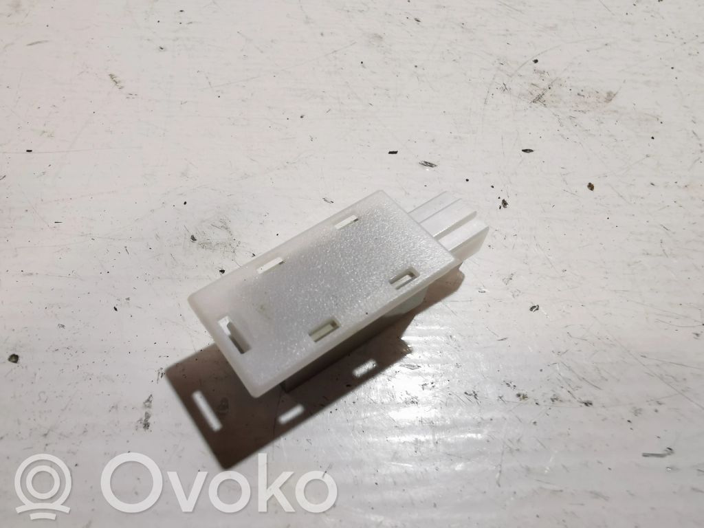 Audi Q5 SQ5 FY Luz de guantera 