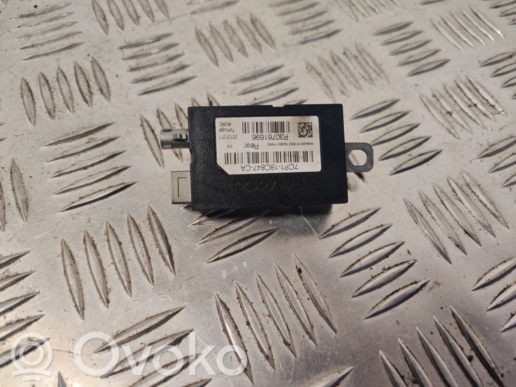 Volvo V60 Antenos stiprintuvas 