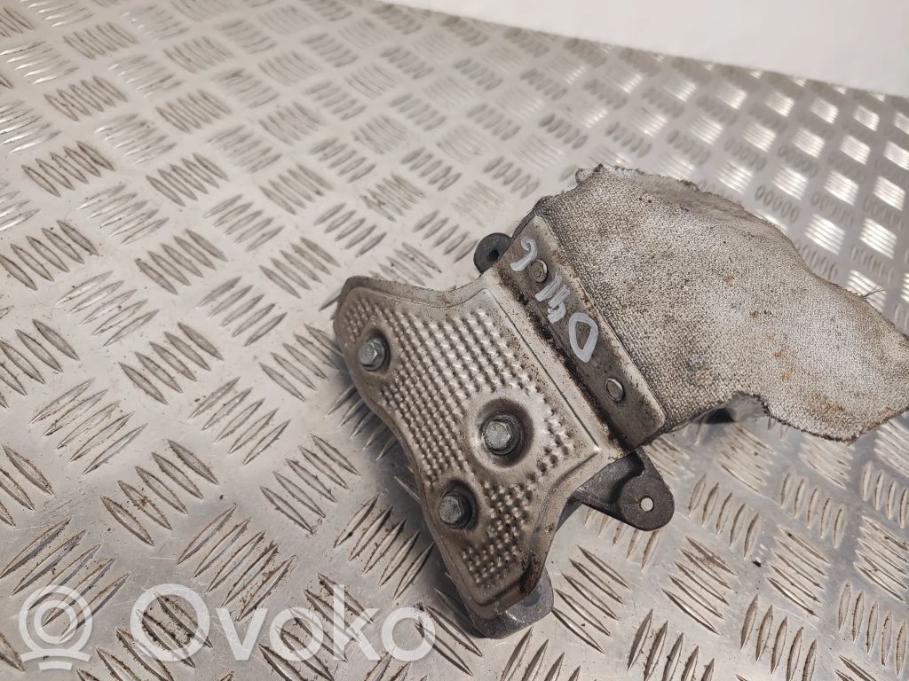 Audi Q5 SQ5 8R Engine mounting bracket 