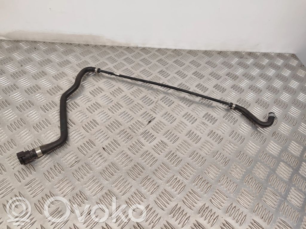 BMW 5 E60 E61 Engine coolant pipe/hose 