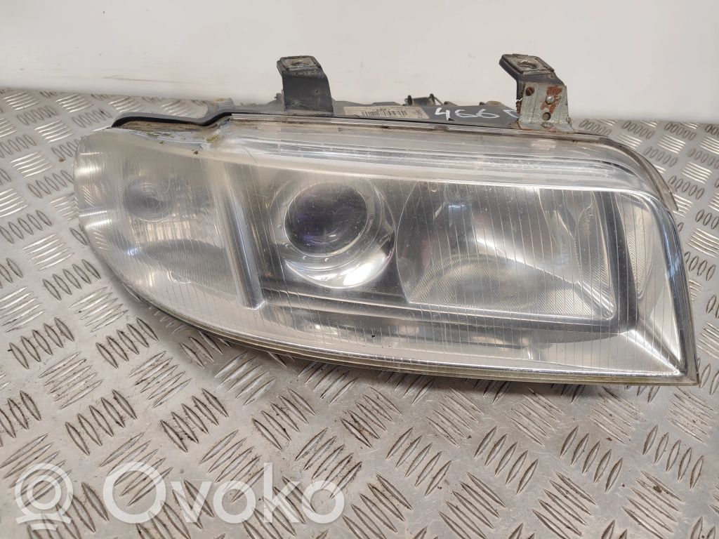 Audi A4 S4 B5 8D Scheinwerfer 