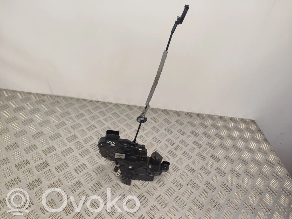 Volvo XC70 Aizmugurē slēdzene 