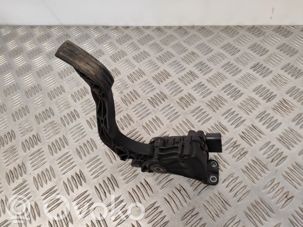 Ford Fusion Accelerator throttle pedal 