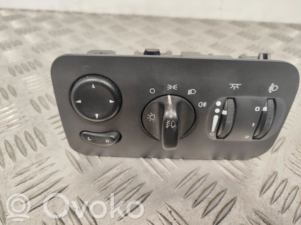 Chrysler Grand Voyager V Light switch 
