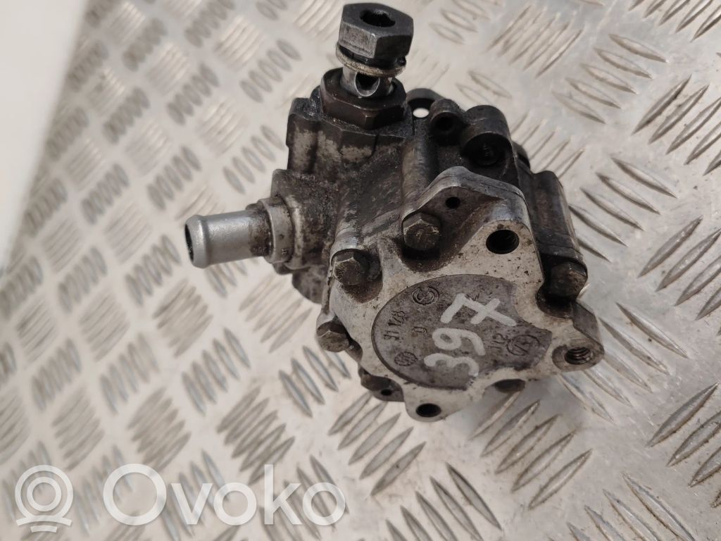 Audi A4 S4 B7 8E 8H Power steering pump 