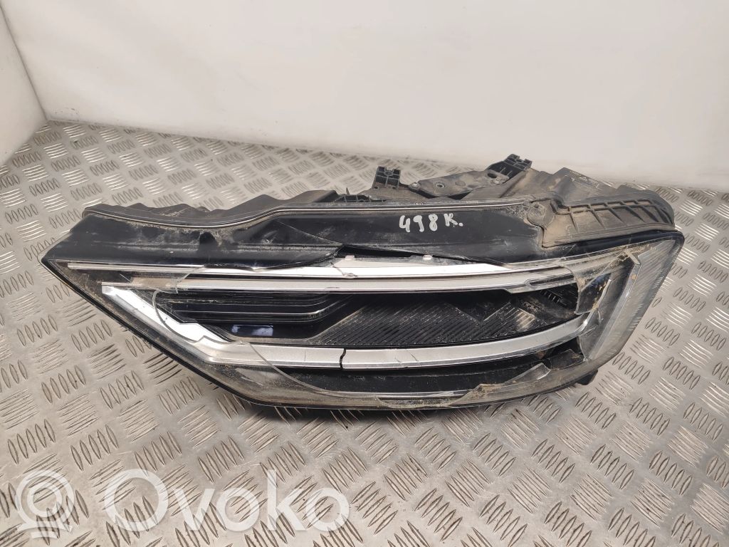 Audi A8 S8 D5 Etu-/Ajovalo 