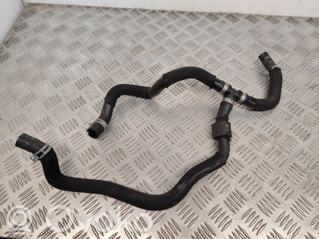 Volvo V40 Engine coolant pipe/hose 