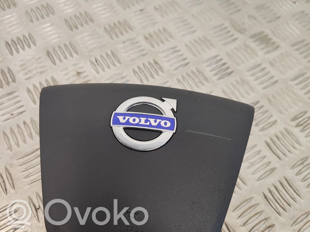 Volvo XC60 Vairo oro pagalvė 