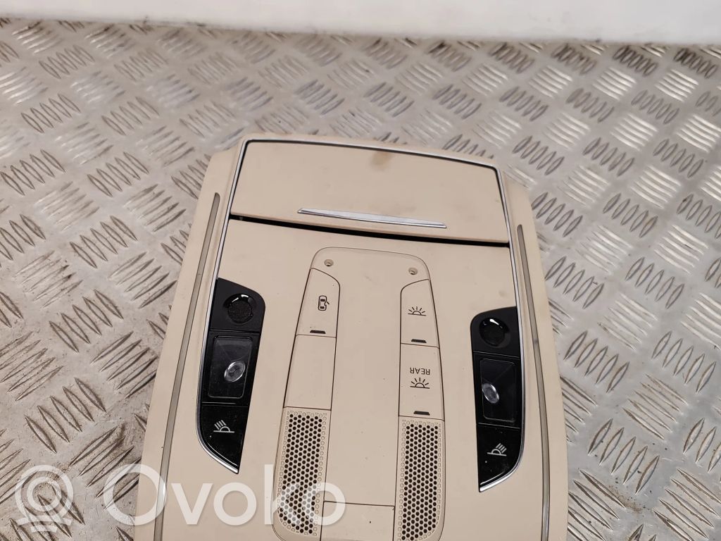 Audi A8 S8 D4 4H Front seat light 