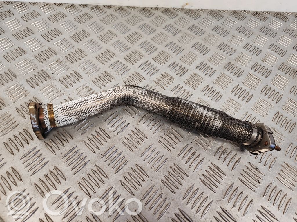 Audi A4 S4 B9 Caurulīte (-es) / šļūtene (-es) 