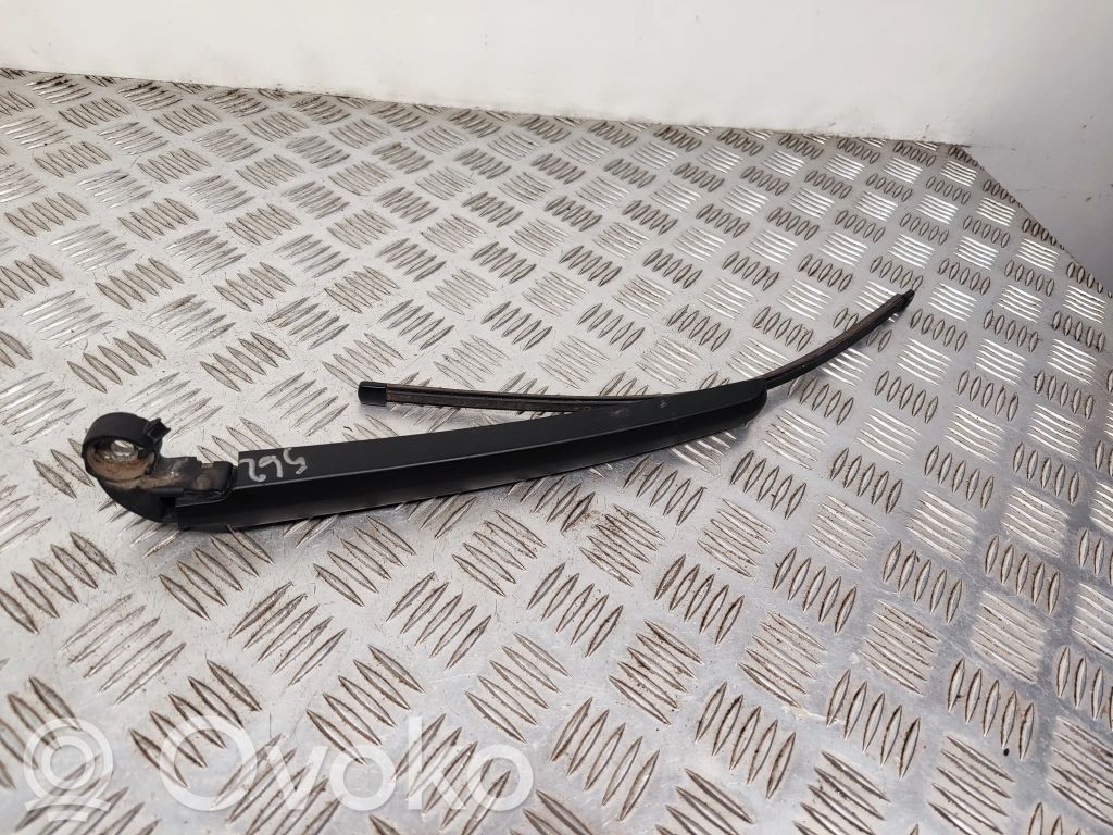 Audi RS4 B8 Brazo del limpiaparabrisas trasero 