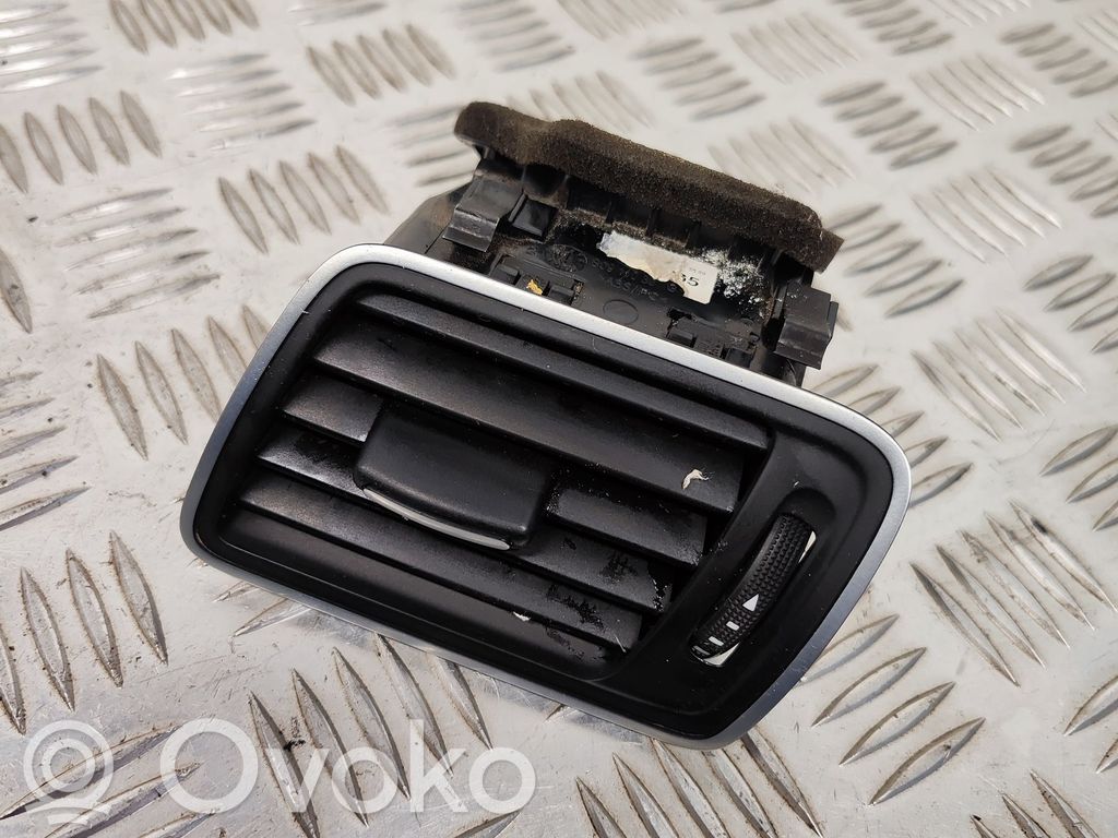 Volkswagen PASSAT B7 Grilă ventilație/ramă laterală bord 