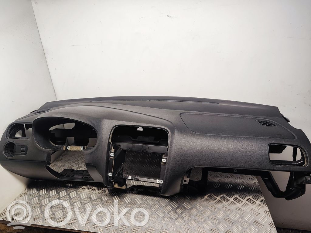 Volkswagen Polo V 6R Deska rozdzielcza 