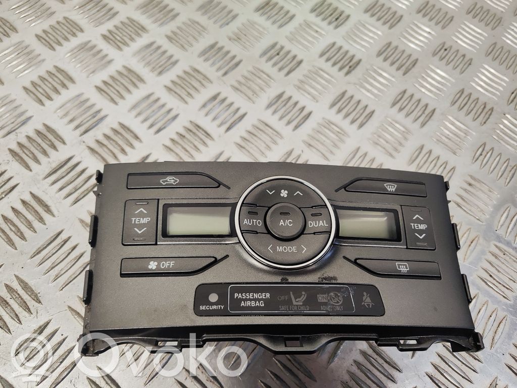 Toyota Auris 150 Climate control unit 