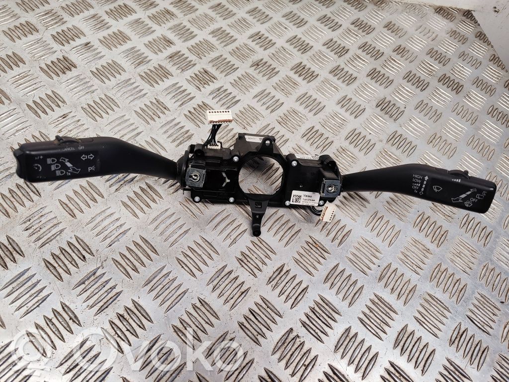 Skoda Octavia Mk2 (1Z) Interruptor/palanca de limpiador de luz de giro 