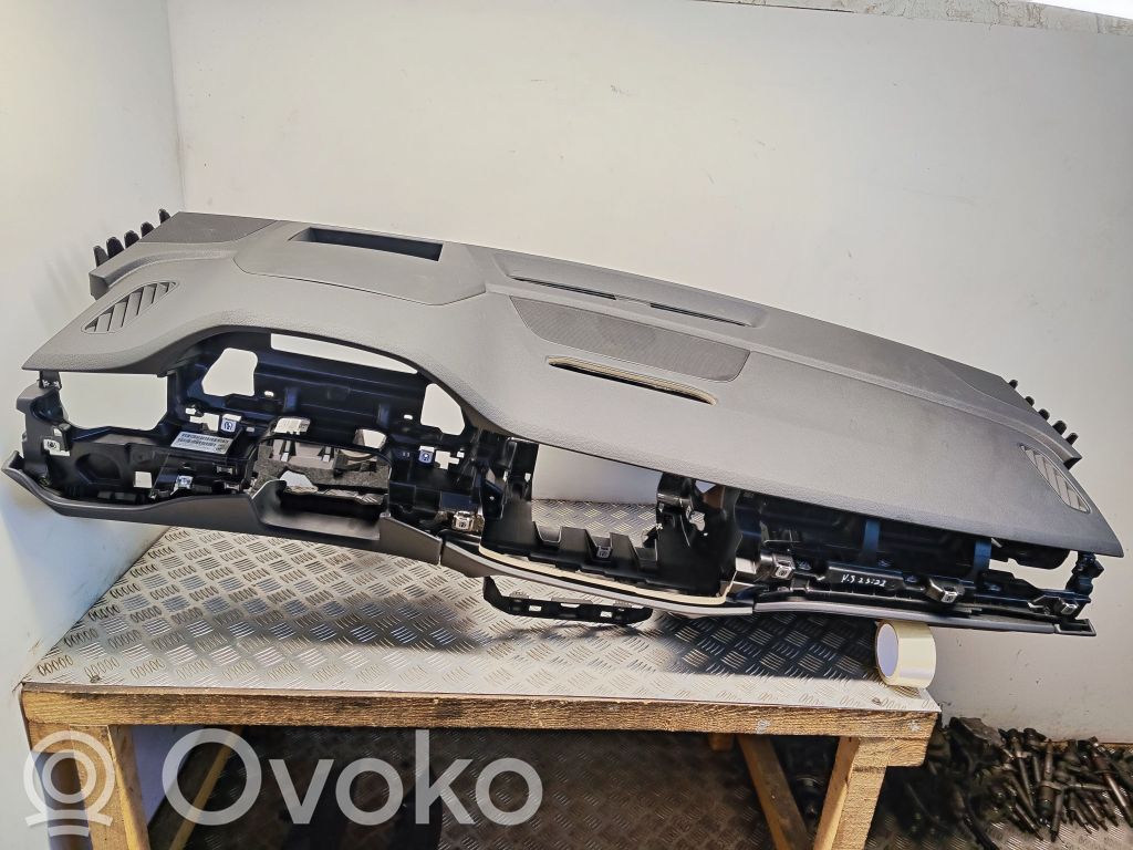 Audi Q7 4M Dashboard 