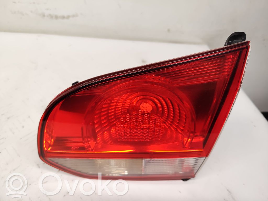 Volkswagen Golf VI Lampy tylnej klapy bagażnika 