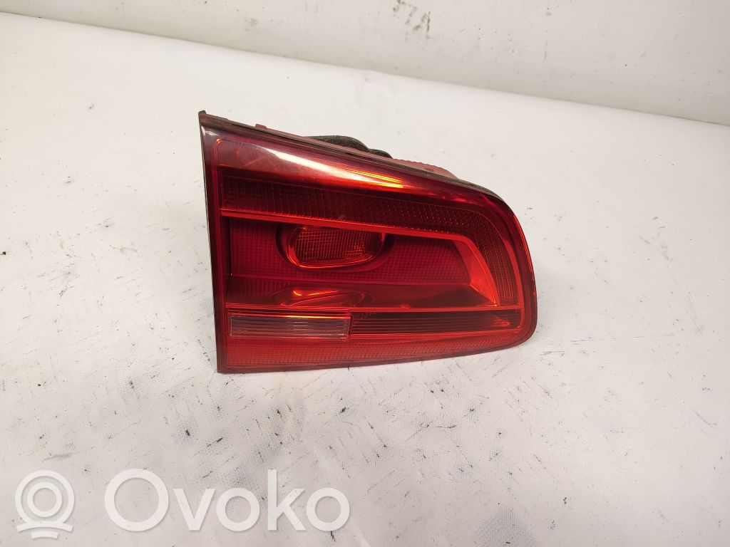 Volkswagen Touran II Lampy tylnej klapy bagażnika 