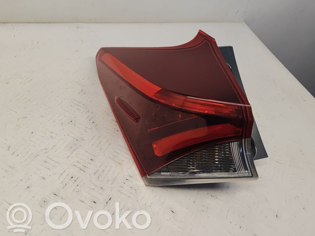 Toyota Auris E180 Rear/tail lights 