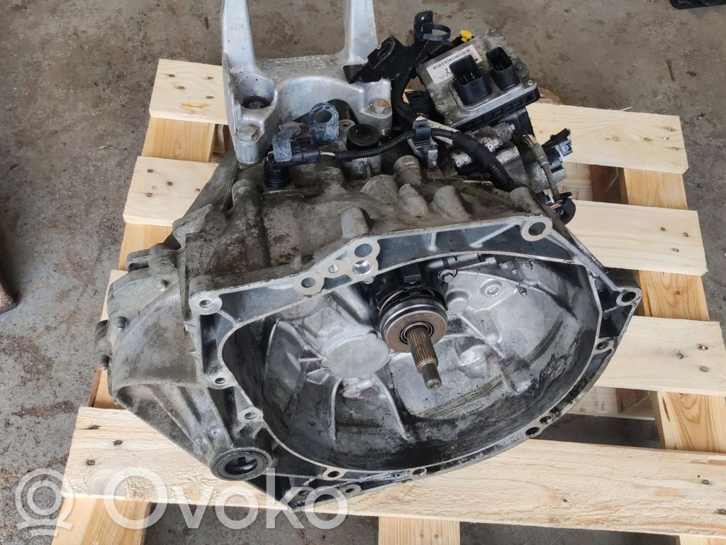 Caja de cambios automática   9674693580,P7400AA1,8KVE2RFBIC,8C0601511D