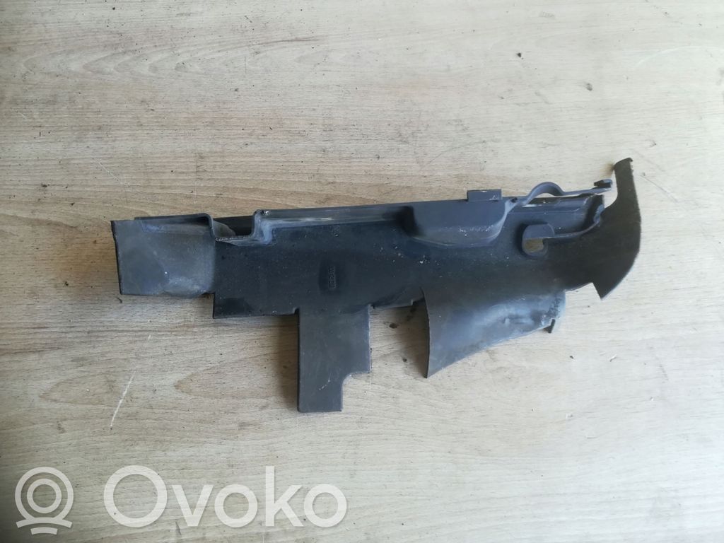 Audi A4 S4 B5 8D Wlot / Kanał powietrza intercoolera 
