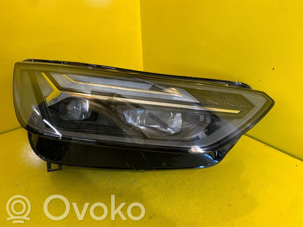 Audi Q5 SQ5 FY Lampa przednia 