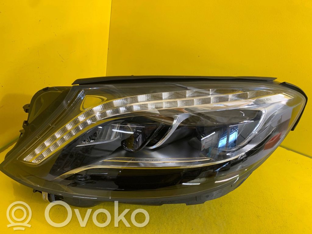 Mercedes-Benz S W222 Lampa przednia 