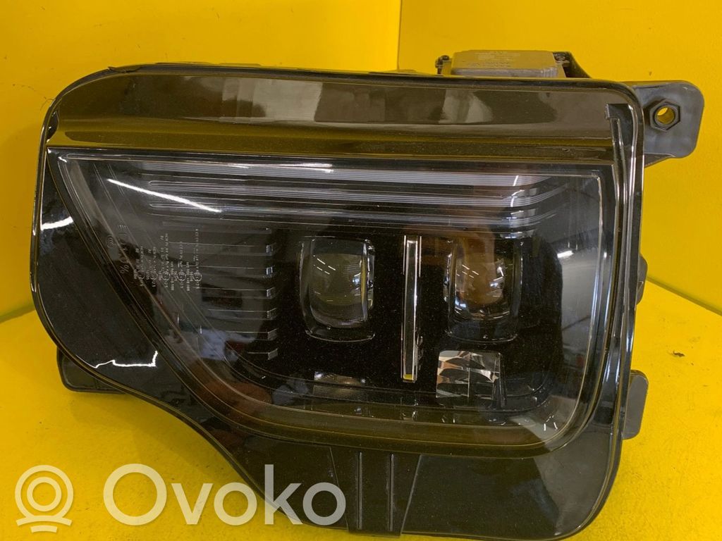 Hongqi E-HS9 Faro/fanale 