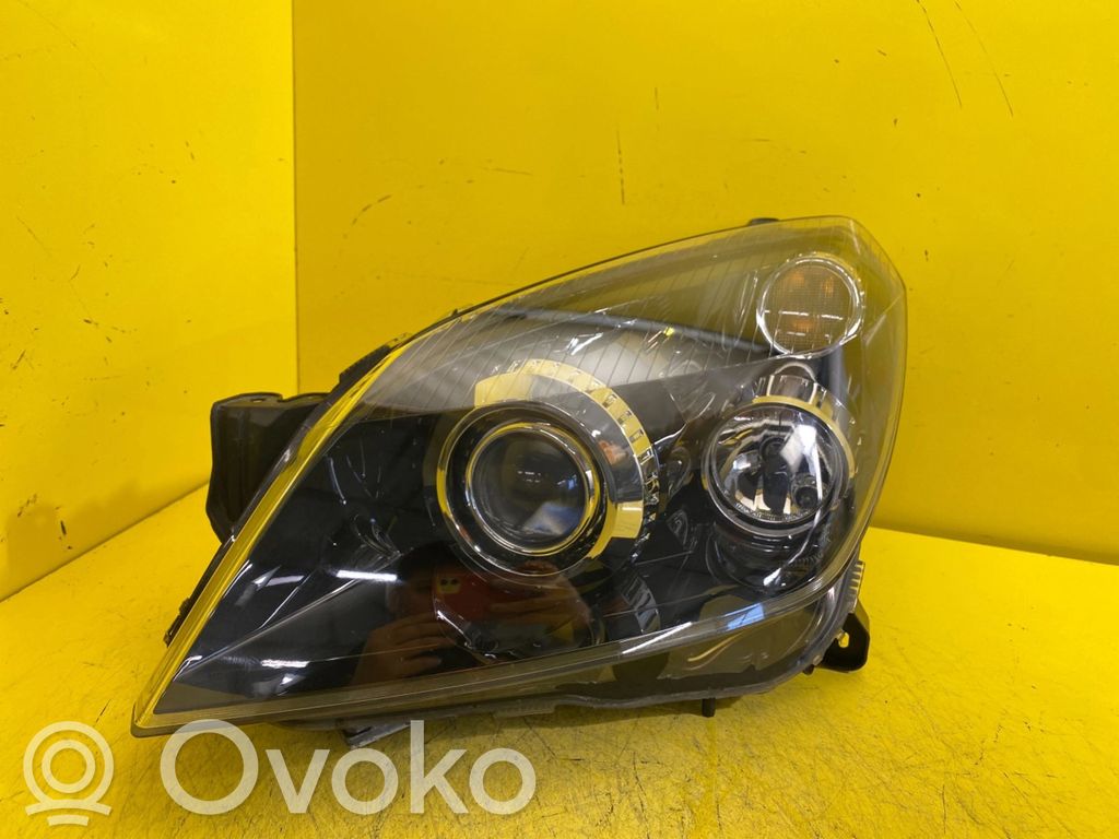 Opel Astra H Headlight/headlamp 