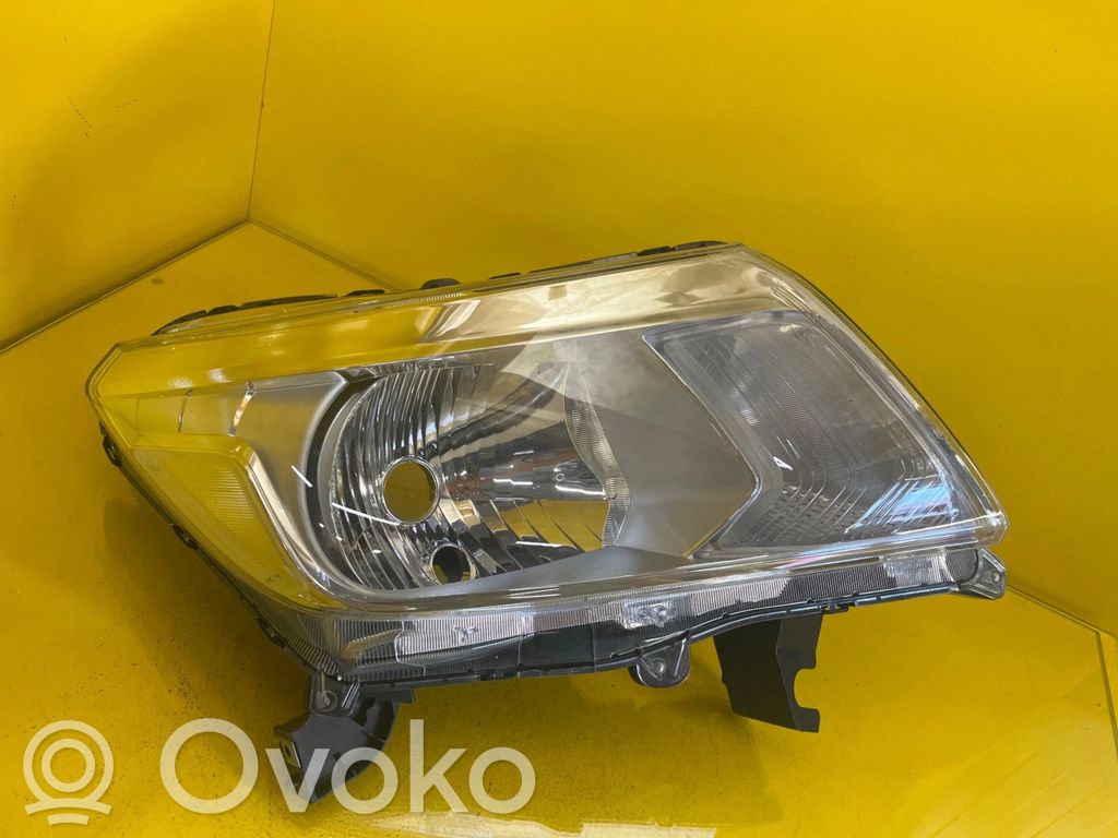 Nissan Navara D23 Headlight/headlamp 