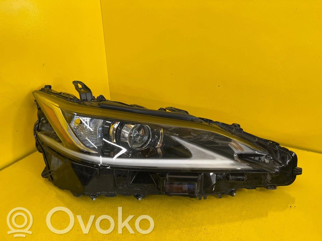 Lexus ES 250 - 300 - 330 Priekšējais lukturis 