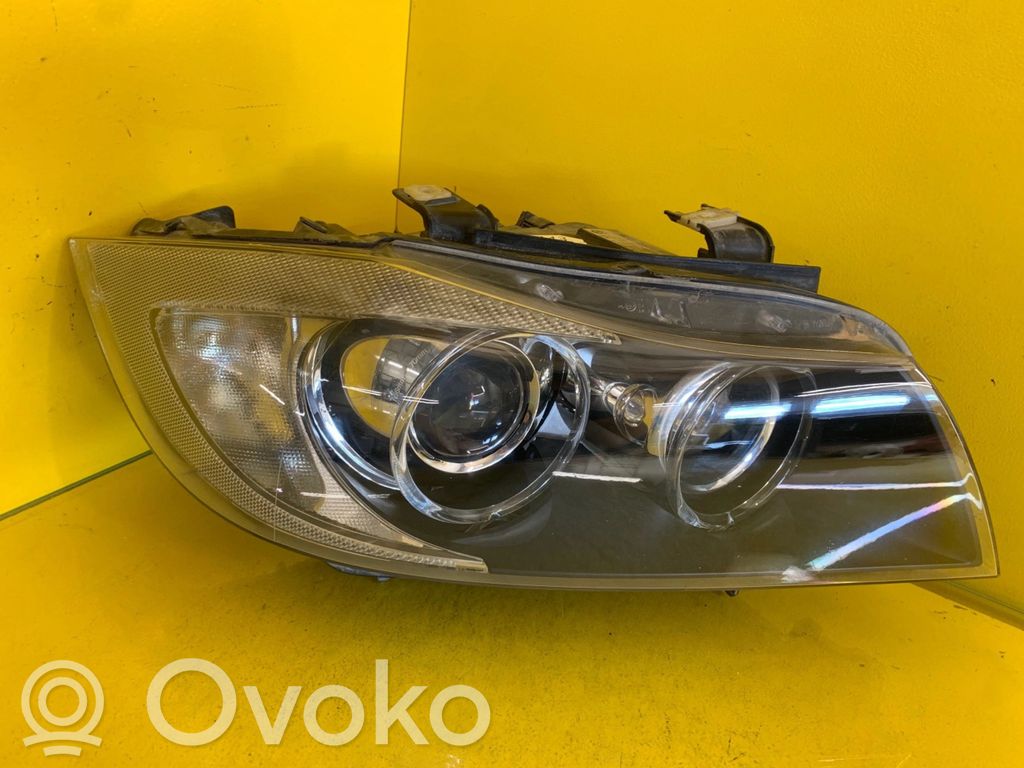 BMW 3 E90 E91 Lampa przednia 