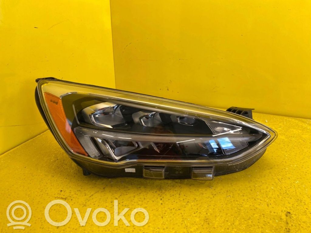 Ford Focus Headlight/headlamp 