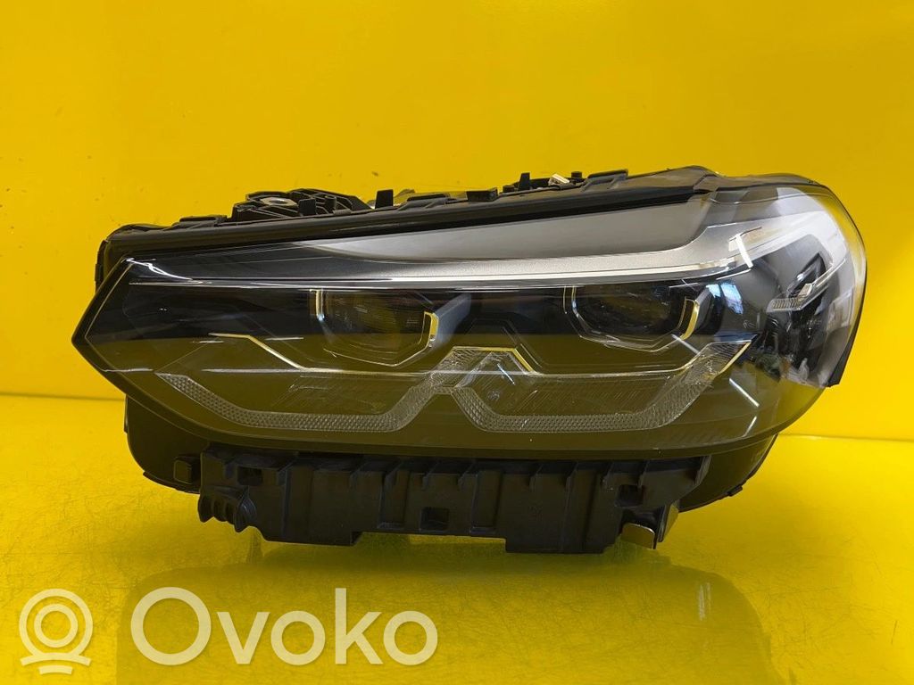 BMW X3 G01 Lampa przednia 